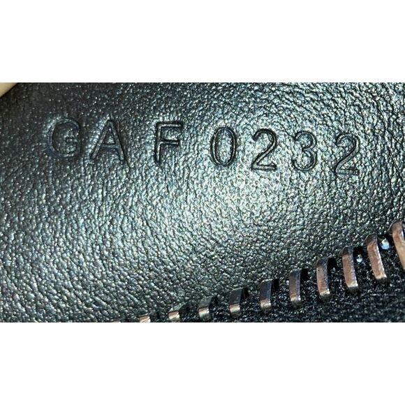 Givenchy Moon Cut Out Bag Leather Small Black - Picture 6 of 6